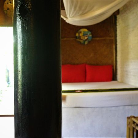 فندق Under The Coconut Tree هوي ان المظهر الخارجي الصورة